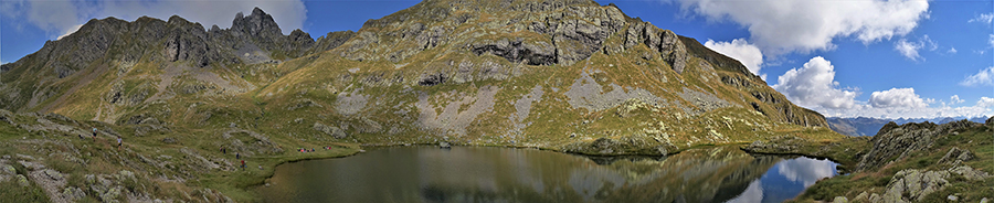 Lago di Ponteranica (2115 m) superiore con vista in Valletto